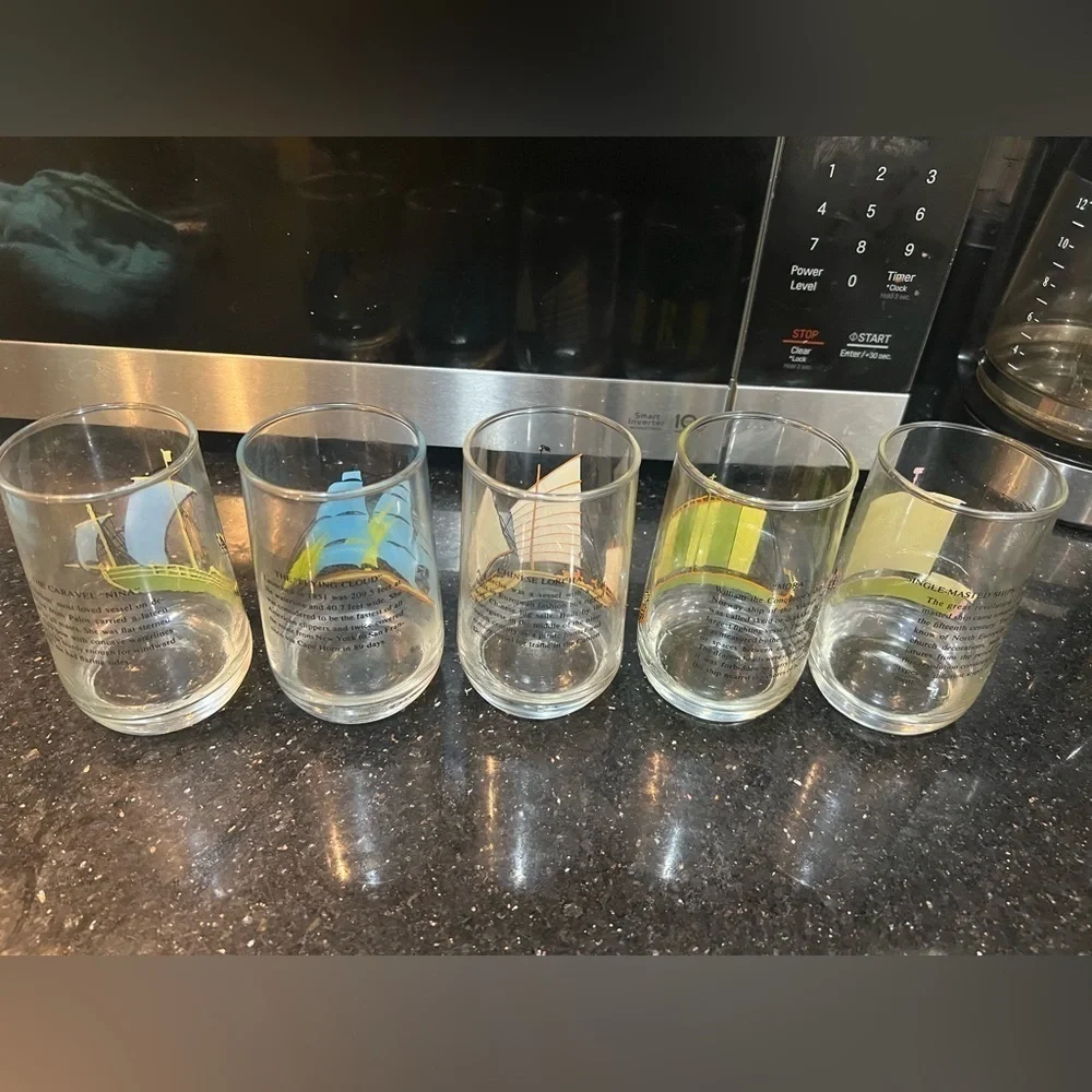 Vintage 1970s Brockway Historic Sailing Ship Collection Drinking Glasses